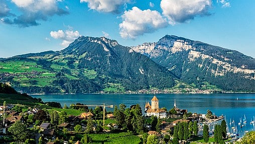 <div class="paragraphs"><p>Montreux city view over looking Lake Geneva.</p></div>