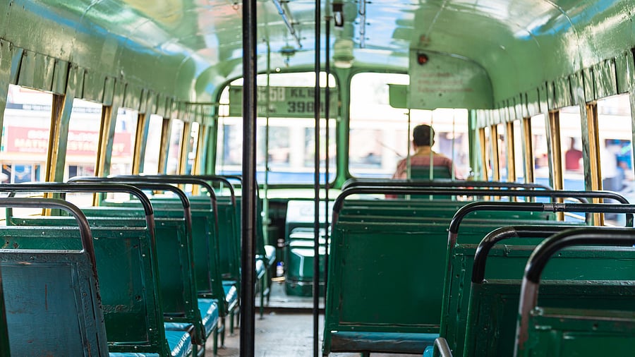 <div class="paragraphs"><p>Representative image of a bus.</p></div>