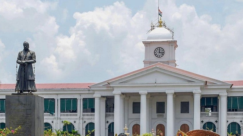 <div class="paragraphs"><p>Kerala Secretariat in Thiruvananthapuram.</p></div>