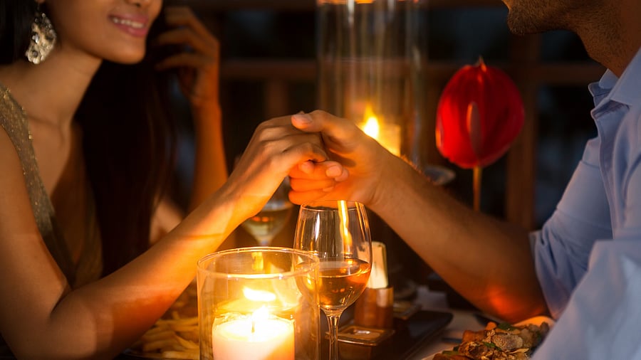 <div class="paragraphs"><p>Representative image showing a couple on a date.</p></div>