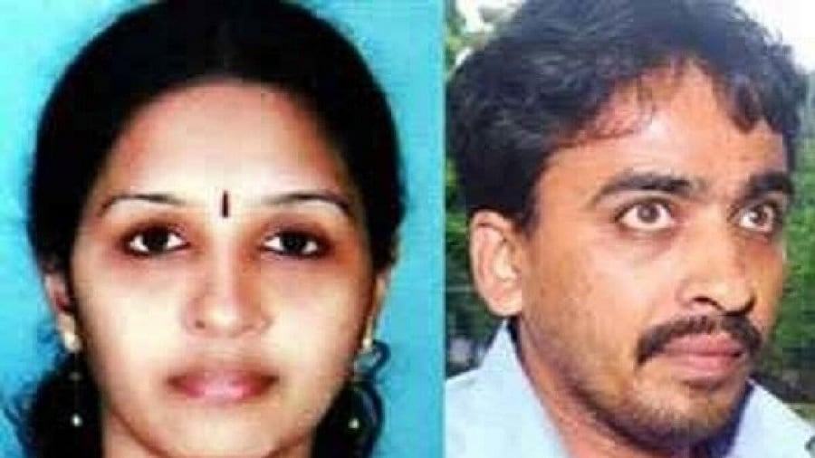 <div class="paragraphs"><p>Padmapriya (L) and Atul (R).</p></div>