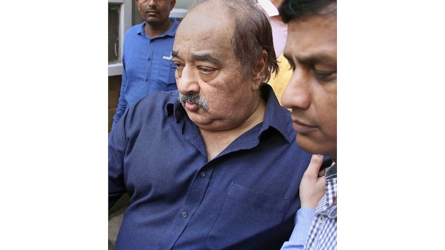 <div class="paragraphs"><p>SC grants 3 months interim bail to HDIL promoter Rakesh Wadhawan</p></div>