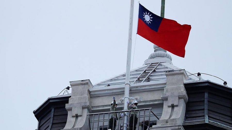<div class="paragraphs"><p>The Taiwanese national flag.</p></div>
