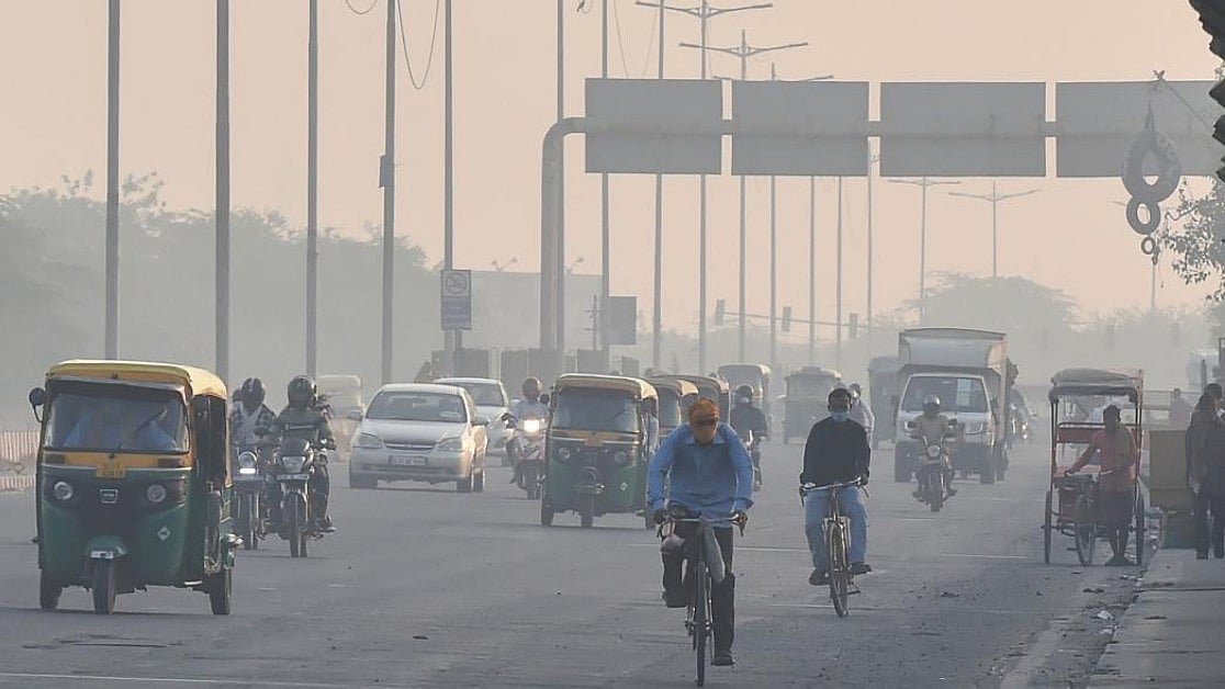 Marginal dip in pollution levels in Delhi, AQI in 'very poor' category