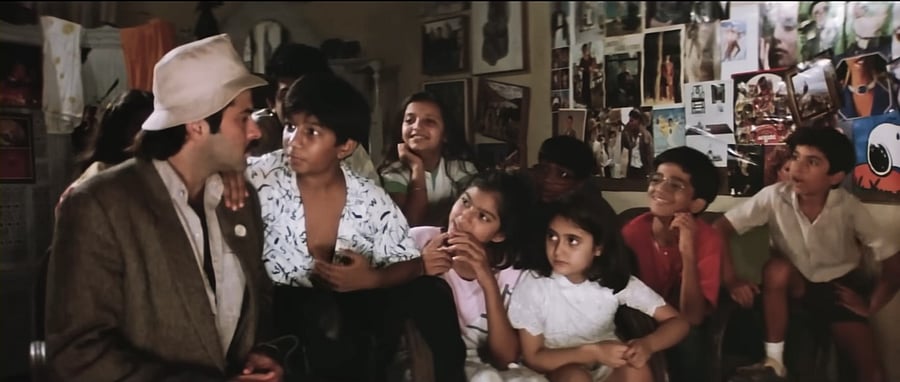 <div class="paragraphs"><p>Mr India: Anil Kapoor in 'Mr India' (1987) with a mischievous gang. </p></div>