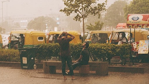 <div class="paragraphs"><p>Rains in Delhi.</p></div>