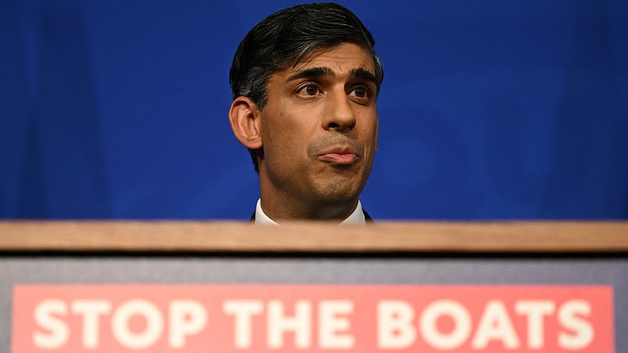 <div class="paragraphs"><p>Britain's Prime Minister Rishi Sunak holds a press conference, following the Supreme Court's Rwanda policy judgement, at Downing Street on November 15, 2023 in London.</p></div>
