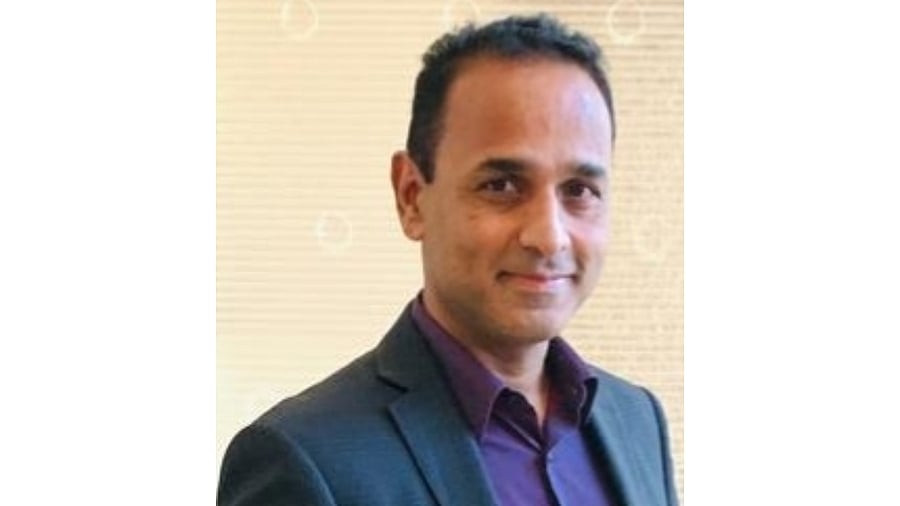 <div class="paragraphs"><p>Ravi Boregowda</p></div>