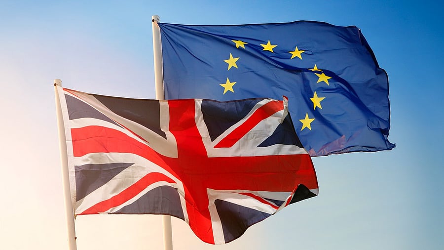 <div class="paragraphs"><p>British and EU flag</p></div>