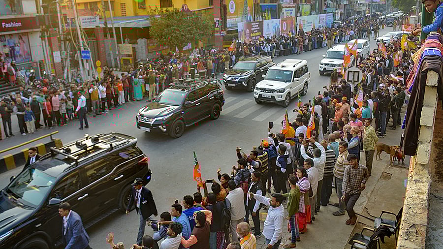 <div class="paragraphs"><p>Prime Minister Narendra Modi receives a warm welcome upon his arrival in Varanasi. </p></div>