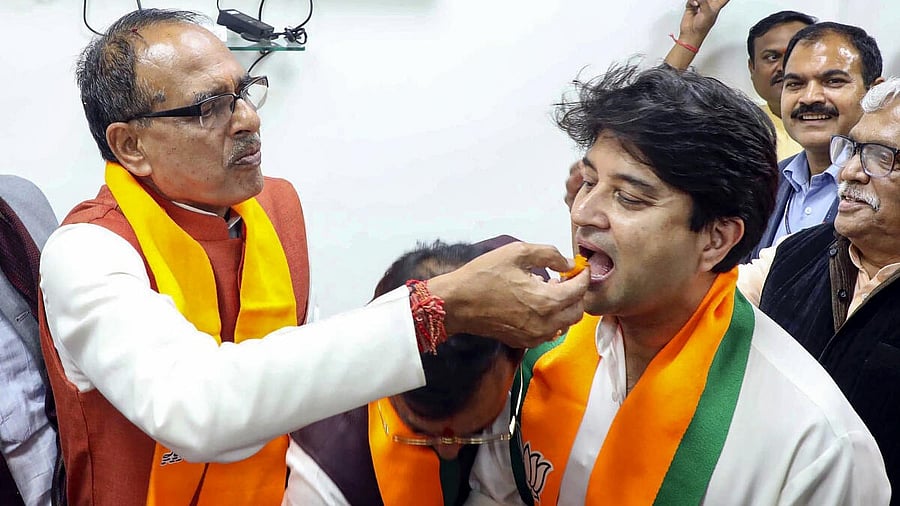 <div class="paragraphs"><p>Incumbent Madhya Pradesh Chief Minister Shivraj Singh Chouhan with Union Minister Jyotiraditya Scindia.</p></div>