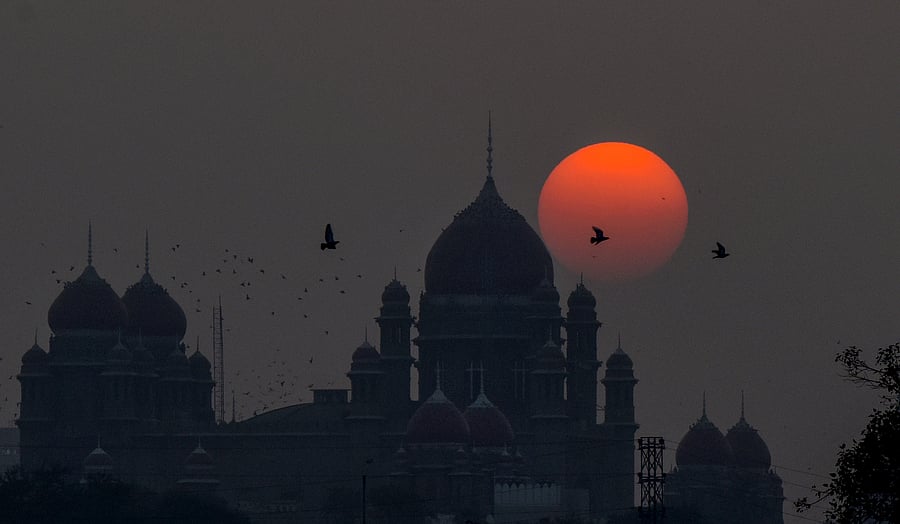 <div class="paragraphs"><p>The Telangana High Court  in Hyderabad.</p></div>