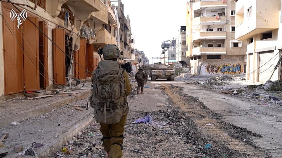 <div class="paragraphs"><p>The officials, speaking&nbsp;to&nbsp;reporters&nbsp;on&nbsp;condition of anonymity, said the&nbsp;200&nbsp;would be the core of a&nbsp;task&nbsp;force&nbsp;that would include representatives from Egypt's military, Qatar, Turkey and probably the United Arab Emirates.</p></div>