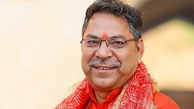 <div class="paragraphs"><p>Satish Poonia</p></div>