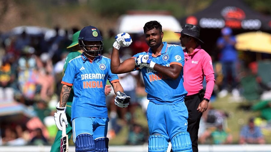<div class="paragraphs"><p>Sanju Samson celebrates his century</p></div>
