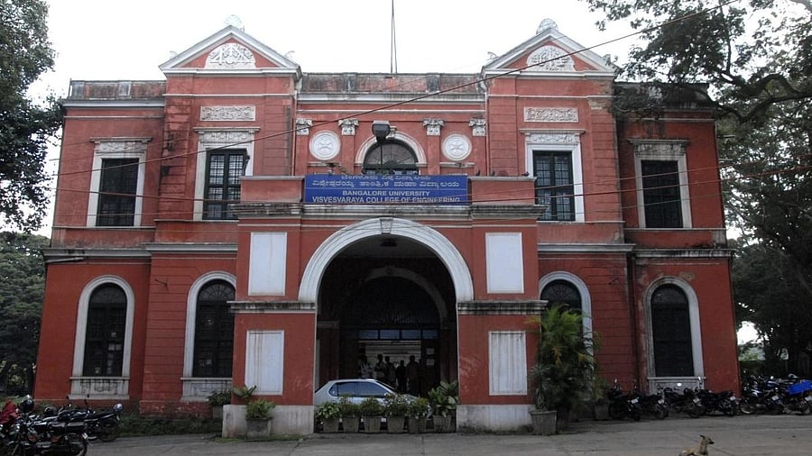 <div class="paragraphs"><p>Visvesvaraya College of Engineering, Bengaluru. </p></div>