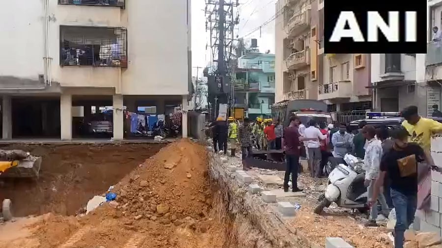 <div class="paragraphs"><p>The site of the building collapse.</p></div>