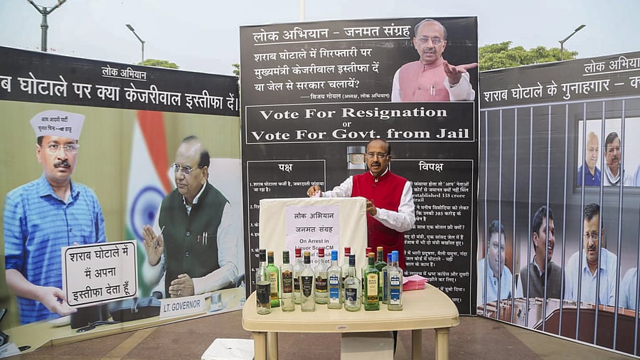 <div class="paragraphs"><p>Former union minister and BJP leader Vijay Goel votes during a 'referendum' on whether AAP leader Arvind Kejriwal should resign as the Delhi chief minister if he is arrested in Delhi excise policy case, in New Delhi, Saturday, Dec. 2, 2023. </p></div>