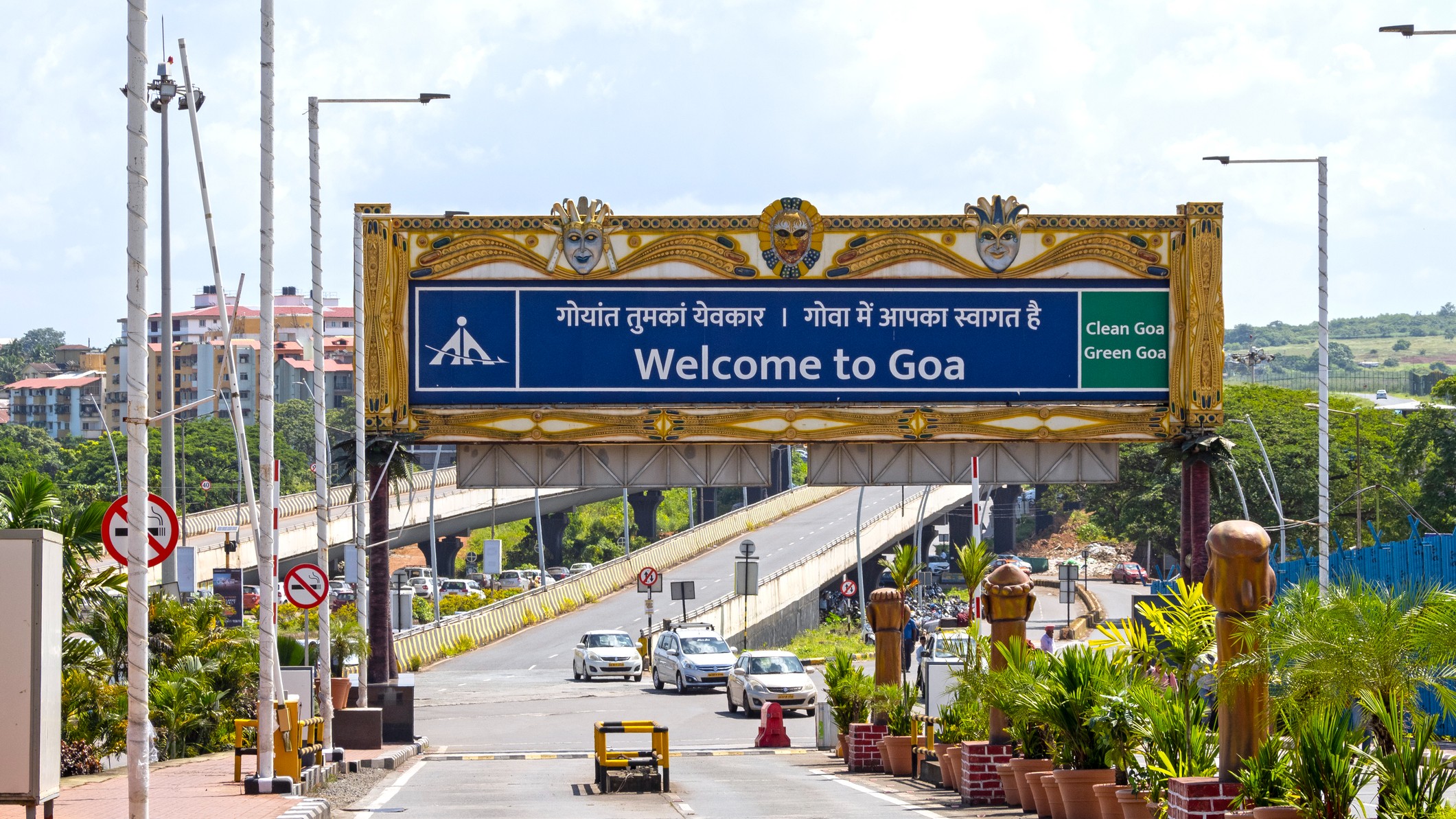 <div class="paragraphs"><p>The incident reportedly took place at the Goa airport. </p></div>
