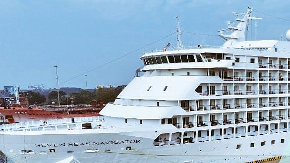 <div class="paragraphs"><p>The vessel is owned by an entrepreneur from Norway and has the flag of the Bahamas hoisted on it. The ship is 173 meters in length and 7.5 meters in depth. The weight of the vessel is 28,083 tonne, the release said.</p></div>
