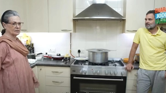 <div class="paragraphs"><p>A screengrab of the video featuring Sonia and Rahul Gandhi.&nbsp;</p></div>