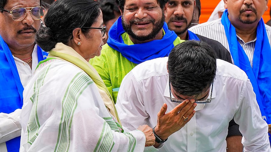<div class="paragraphs"><p>West Bengal Chief Minister Mamata Banerjee with her nephew and party leader Abhishek Banerjee during the foundation day celebrations of Trinamool Congress Chhatra Parishad, earlier this year.</p></div>