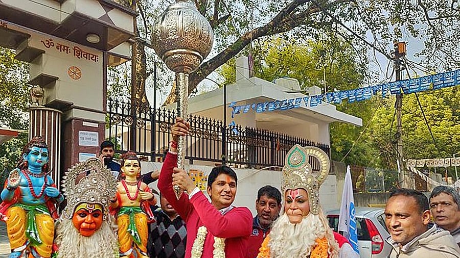 <div class="paragraphs"><p>File Photo: AAP Minister Saurabh Bharadwaj outside a temple in New Delhi.</p></div>