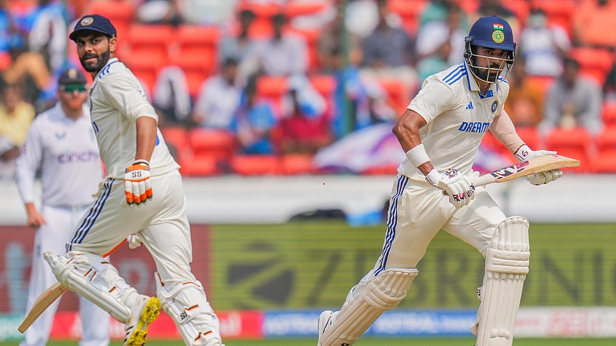 <div class="paragraphs"><p>Ravindra Jadeja (left) and KL Rahul will miss the second Test.</p></div>