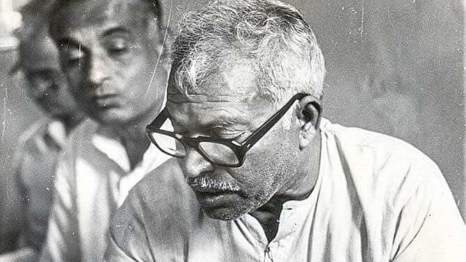 <div class="paragraphs"><p>Karpoori Thakur</p></div>