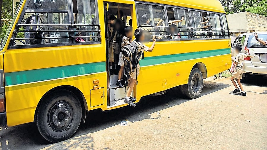<div class="paragraphs"><p>Representative image of school bus. </p></div>