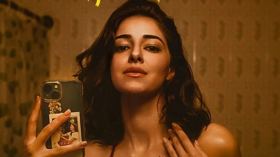 <div class="paragraphs"><p>Ananya Panday on the poster of&nbsp;<em>Kho Gaye Hum Kahan</em>.</p></div>