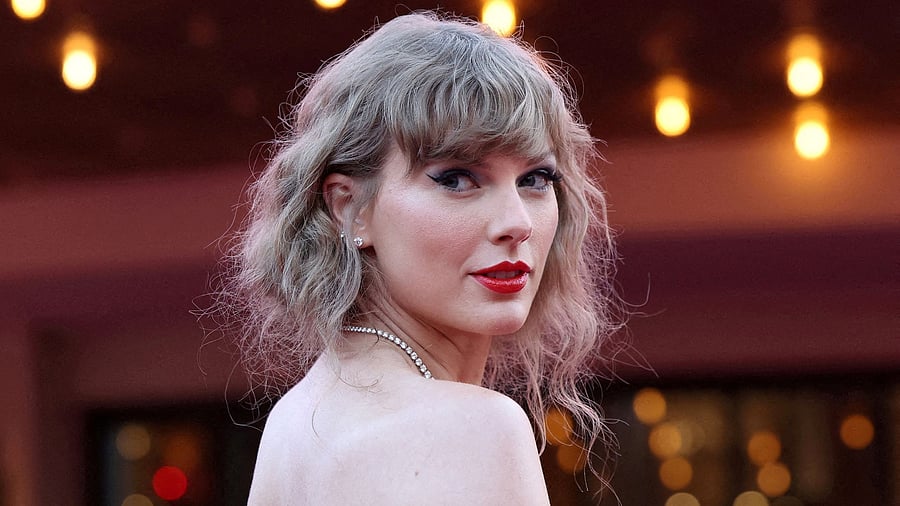 <div class="paragraphs"><p>Taylor Swift.</p></div>