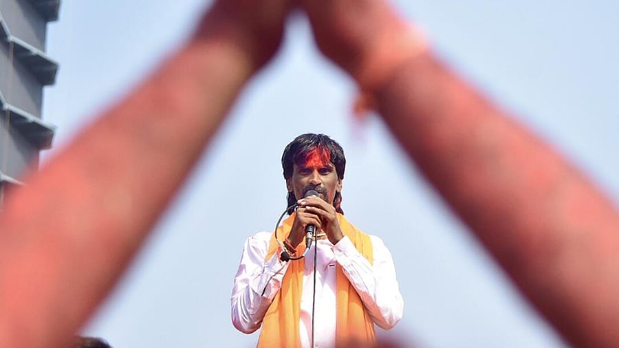 <div class="paragraphs"><p>Manoj Jarange-Patil.</p></div>