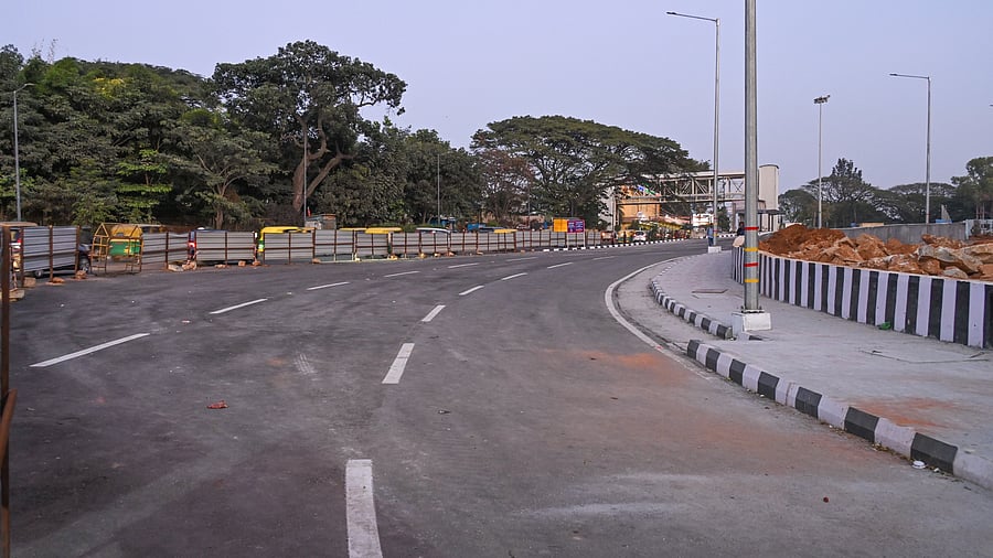 <div class="paragraphs"><p>The new 24-metre-wide, four-lane road built in front of the Bengaluru Cantonment railway station. </p></div>