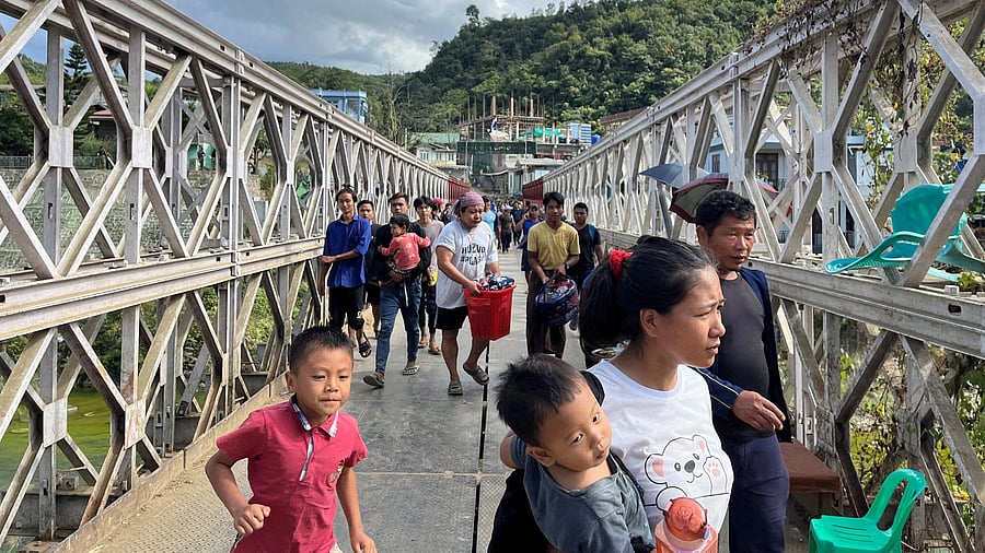 <div class="paragraphs"><p>People from village nearby Myanmar and India at the border.</p></div>