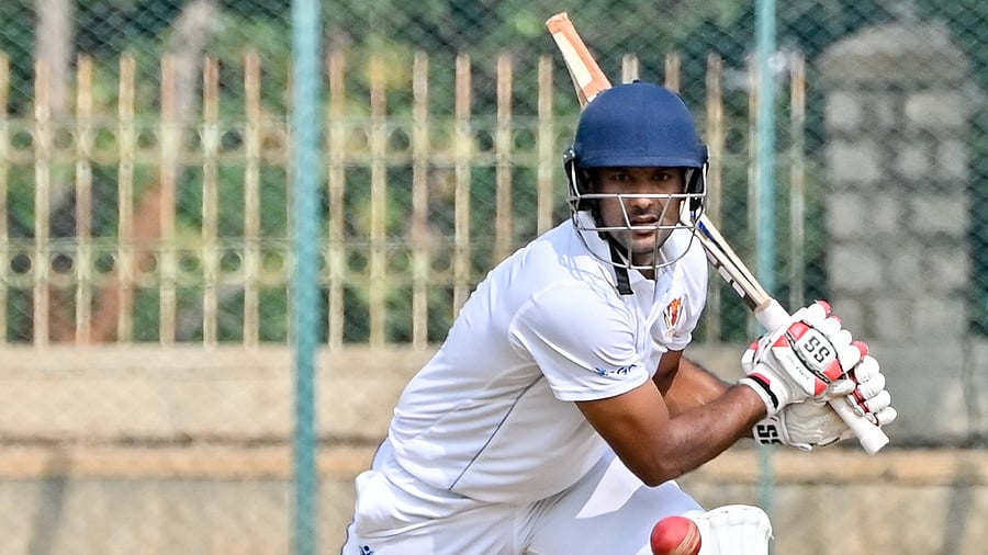 <div class="paragraphs"><p>Mayank Agarwal. </p></div>