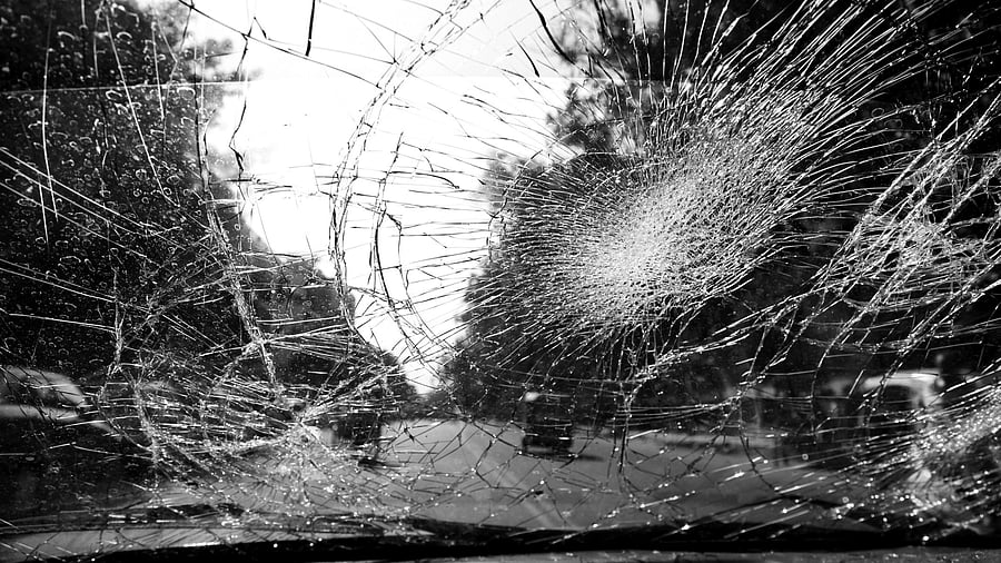 <div class="paragraphs"><p>Representative&nbsp;image of a collided vehicle.</p></div>