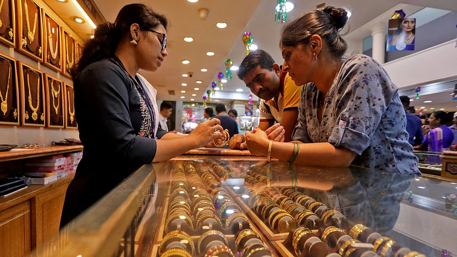 <div class="paragraphs"><p>Representative image of a jewellery shop.</p></div>