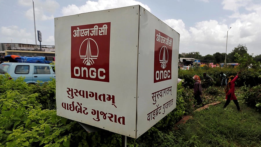 <div class="paragraphs"><p>ONGC logo.</p></div>