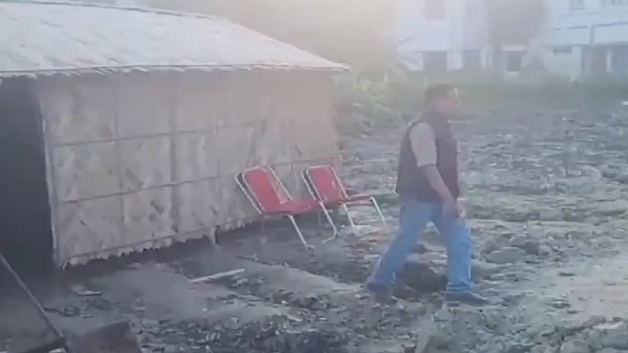 <div class="paragraphs"><p>Screengrab from News18 TV video shared by an X user. </p></div>