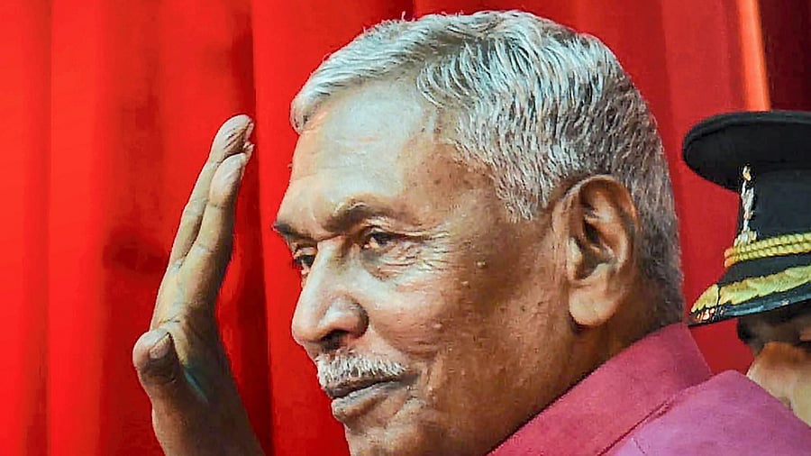 <div class="paragraphs"><p>Phagu Chauhan was sworn in as the new governor of Meghalaya. </p></div>