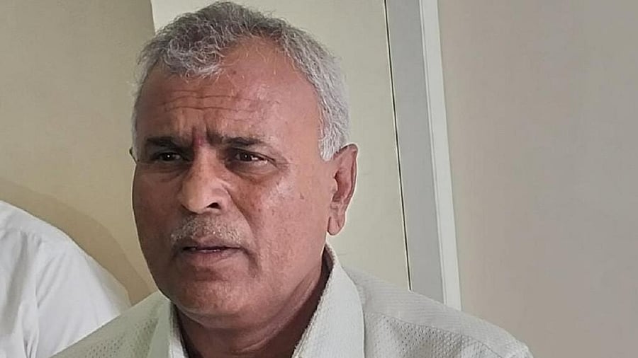 <div class="paragraphs"><p>K Y Nanjegowda.</p></div>