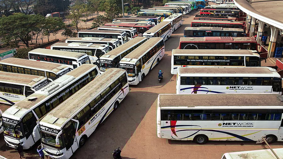 <div class="paragraphs"><p>Representative image of buses in the terminus. </p></div>