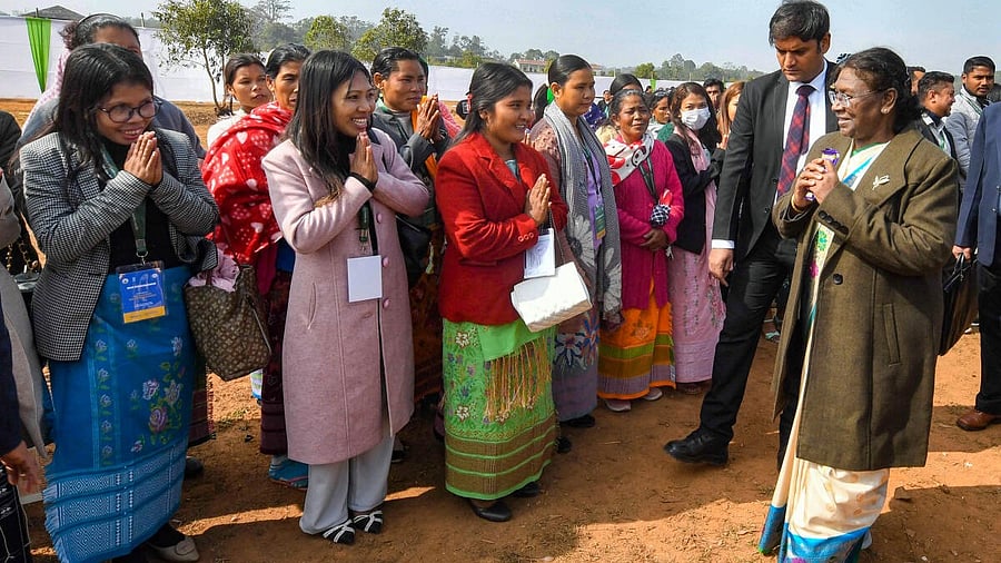 <div class="paragraphs"><p>President Droupadi Murmu interacts with members of self-help groups at Baljek Airport, in Tura, Meghalaya. </p></div>
