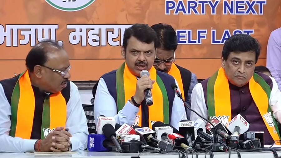 <div class="paragraphs"><p>He joined the saffron party in presence of the Deputy Chief Minister Devendra Fadnavis, and state BJP President Chandrashekar Bawankule.</p></div>