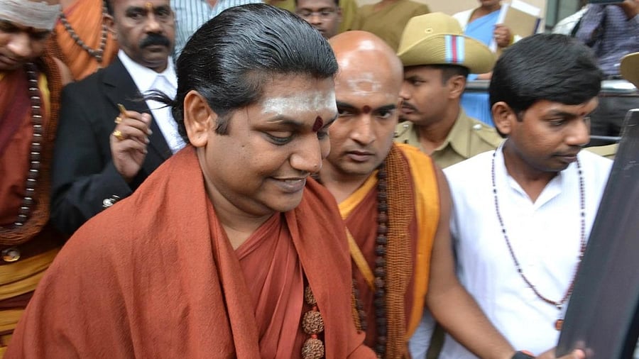 <div class="paragraphs"><p>Godman Nithyananda.</p></div>