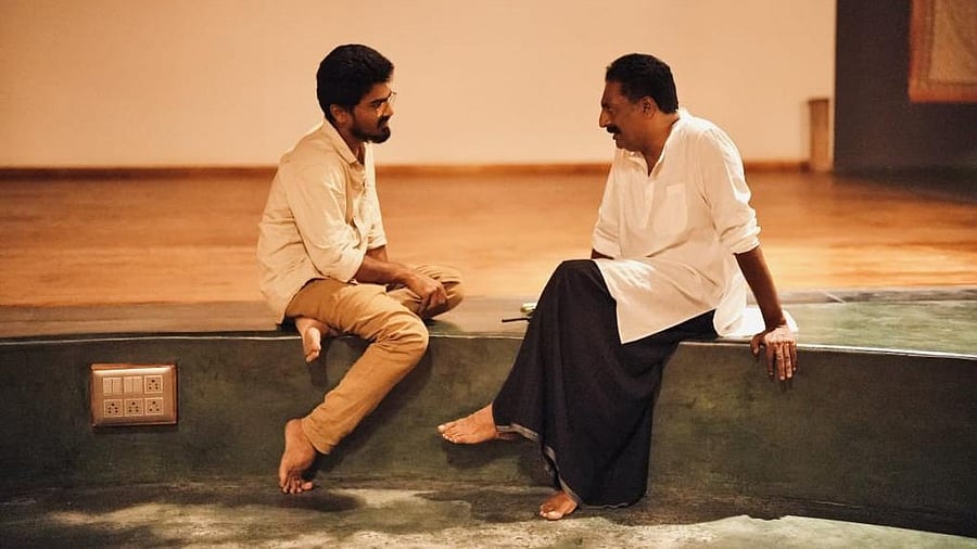 <div class="paragraphs"><p>Utsav Gonwar and Prakash Raj. </p></div>