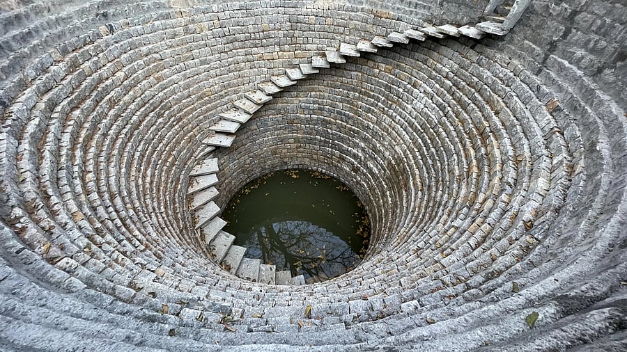 <div class="paragraphs"><p>The 40-foot-deep open well at Lalbagh. </p></div>