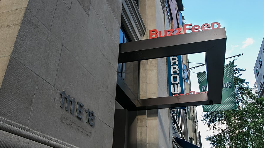 <div class="paragraphs"><p>BuzzFeed logo.</p></div>