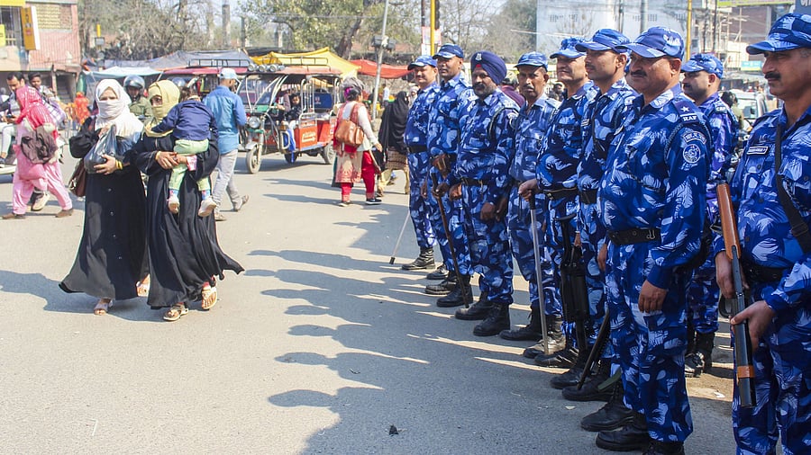 <div class="paragraphs"><p>Rapid Action Force (RAF) personnel deployed in a sensitive area, a day after violence in Uttarakhand's Haldwani over the demolition of an 'illegally built' madrasa, in Meerut, Friday, February 9, 2024. </p></div>